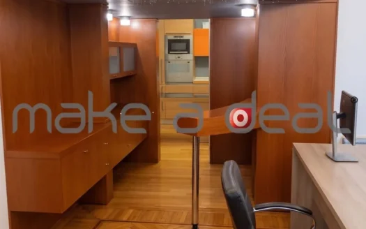 Renovated 180m² Office in Kolonaki, Near the Presidential Mansion
